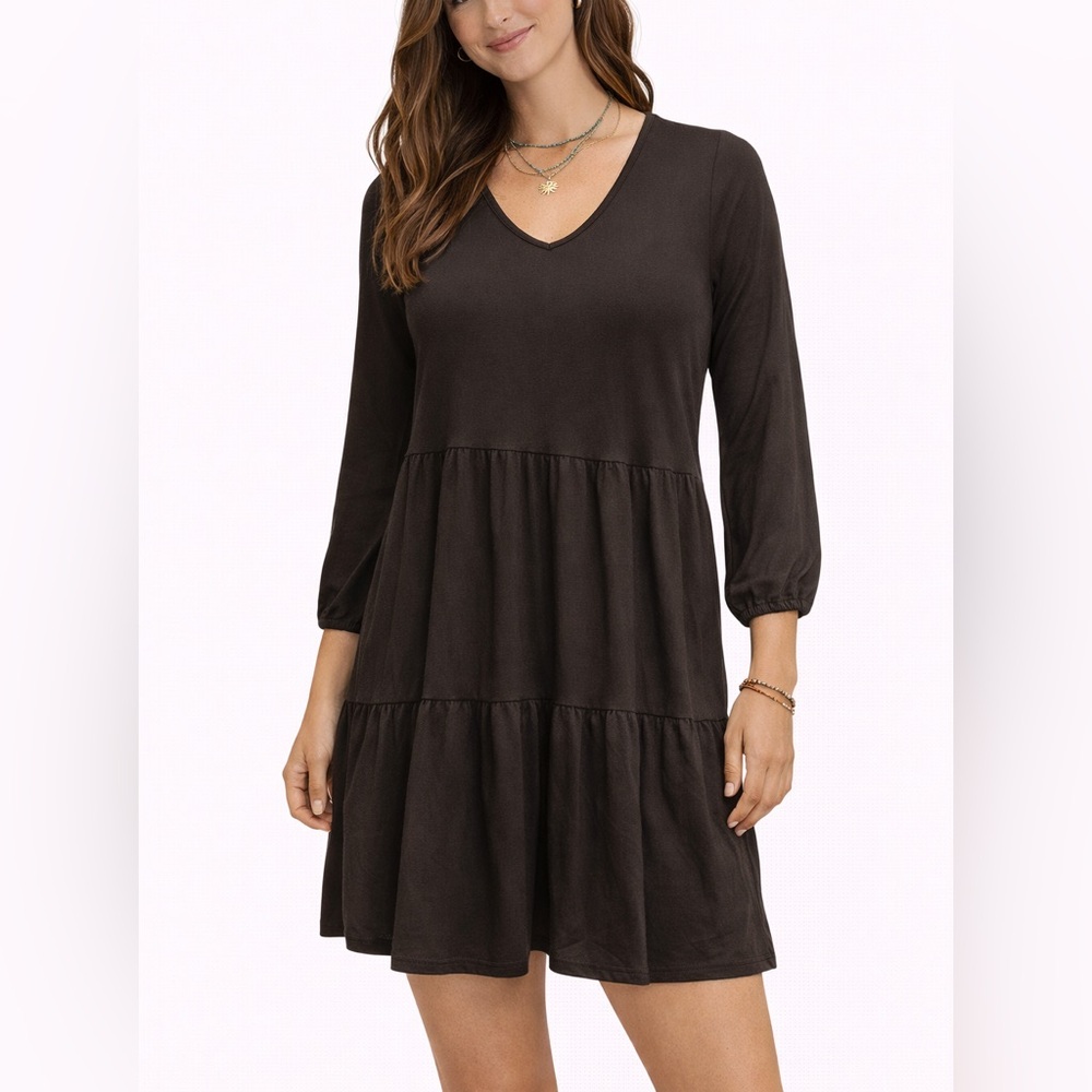 NWT HT Size Small Oversized Elegant Black Tiered Boutique Dress